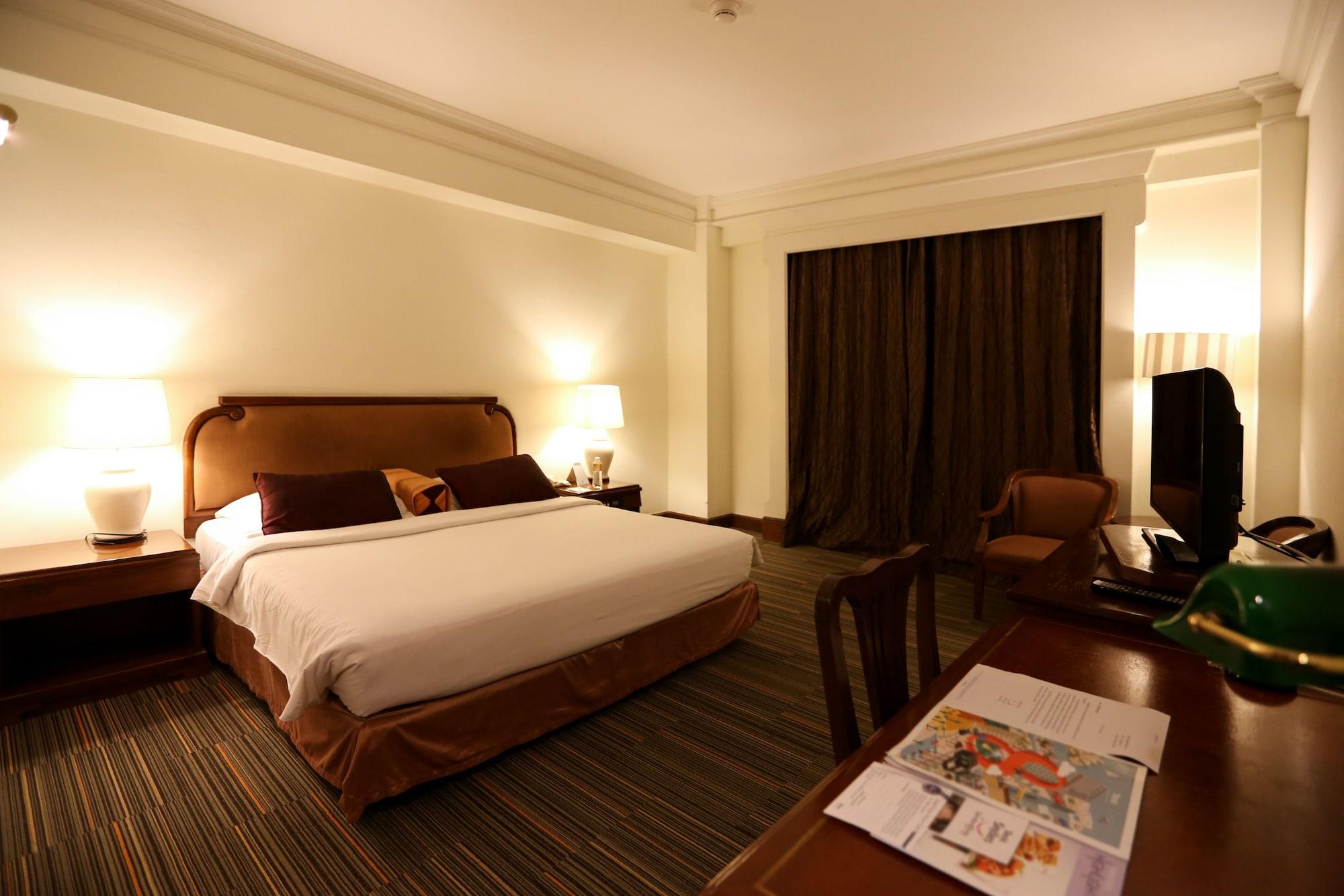 The Imperial Hotel & Convention Centre Korat Nakhonratchasima Εξωτερικό φωτογραφία