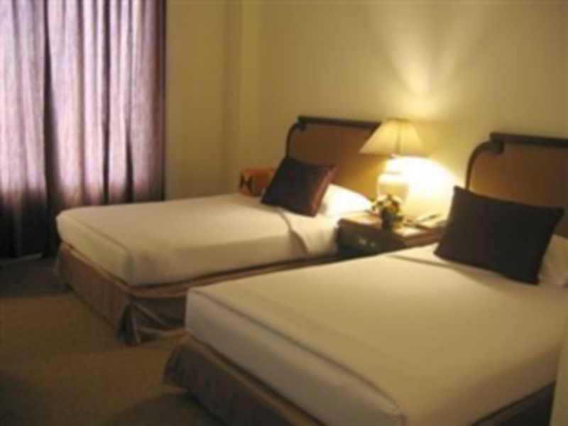 The Imperial Hotel & Convention Centre Korat Nakhonratchasima Εξωτερικό φωτογραφία