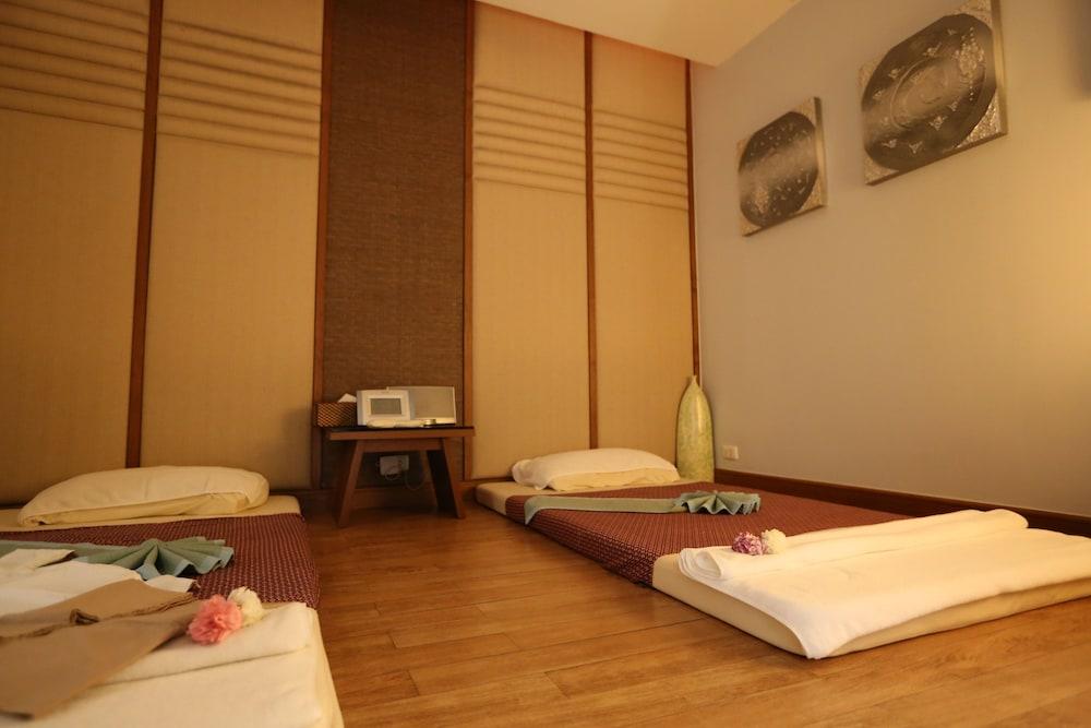 The Imperial Hotel & Convention Centre Korat Nakhonratchasima Εξωτερικό φωτογραφία