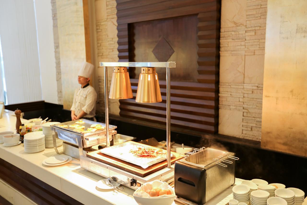 The Imperial Hotel & Convention Centre Korat Nakhonratchasima Εξωτερικό φωτογραφία