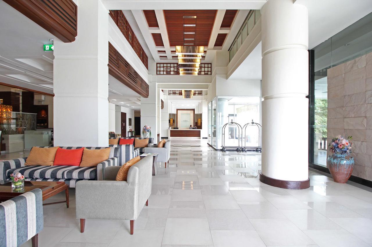 The Imperial Hotel & Convention Centre Korat Nakhonratchasima Εξωτερικό φωτογραφία