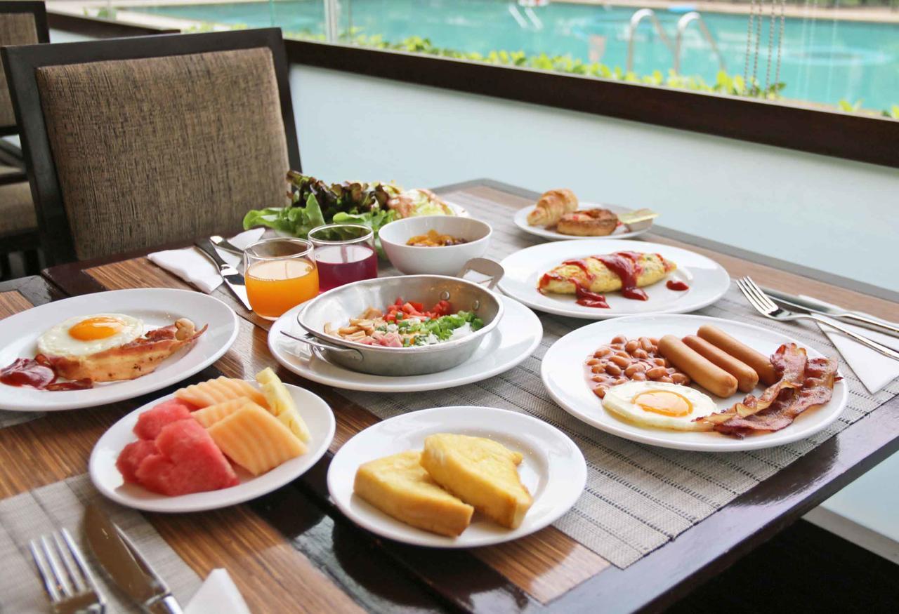 The Imperial Hotel & Convention Centre Korat Nakhonratchasima Εξωτερικό φωτογραφία